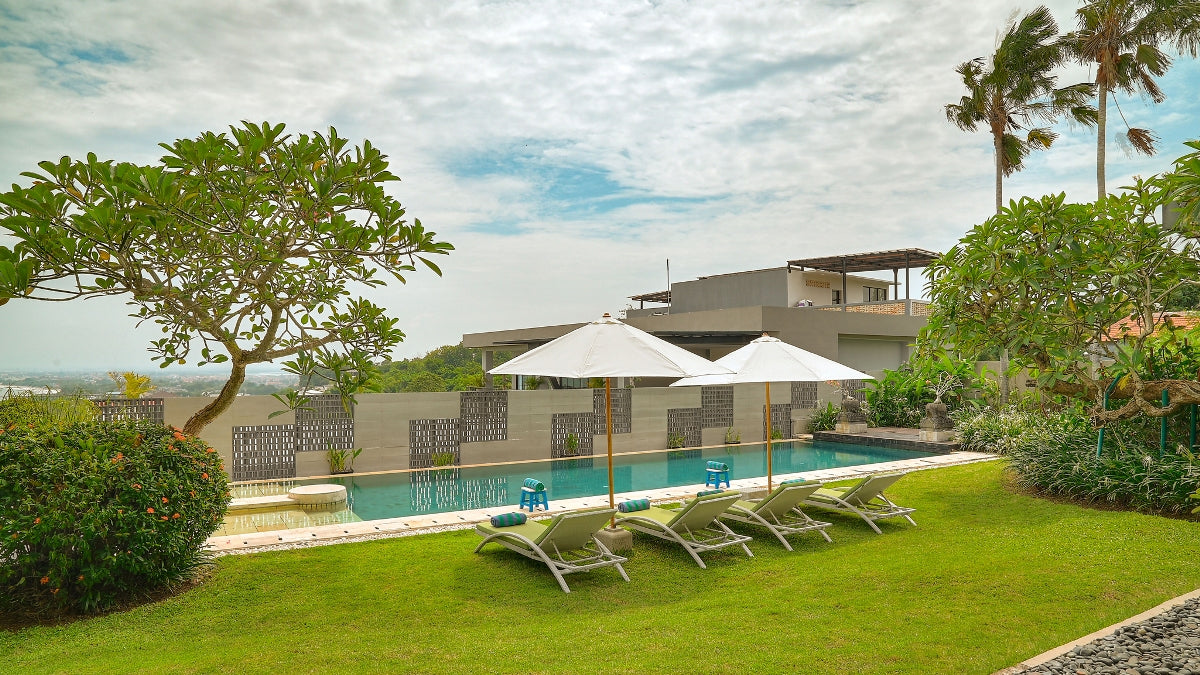 4 Bedrooms with Jimbaran Bay view Villa