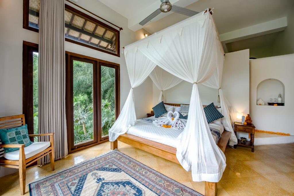 Homey 3 Bedrooms Villa in Ubud