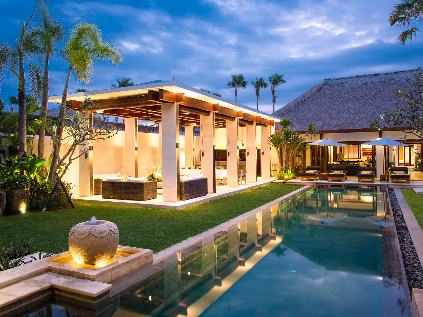 Luxury 6 bedrooms villa in Seminyak