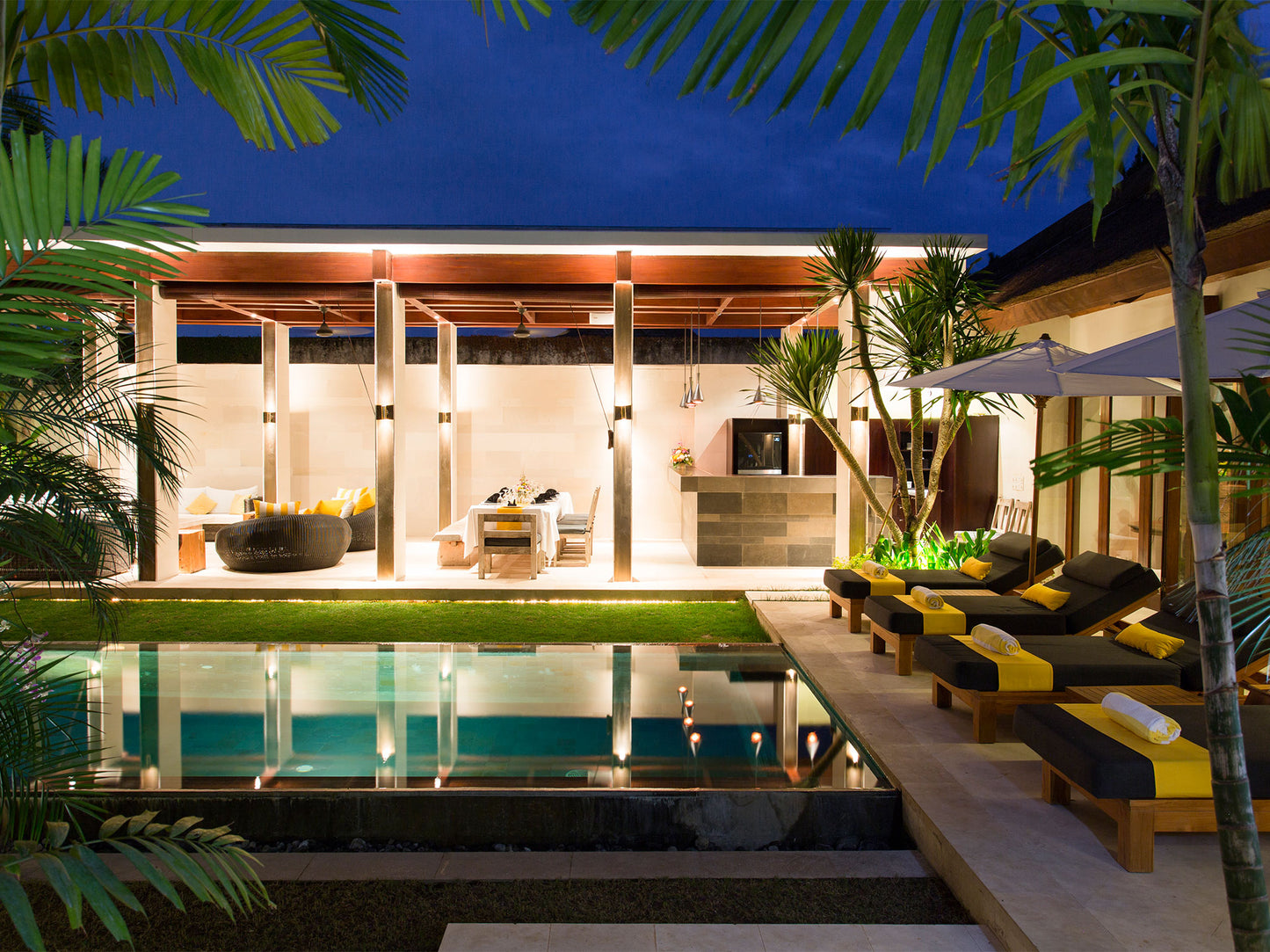 Luxury 6 bedrooms villa in Seminyak