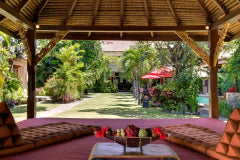 Spacious5 Bedrooms Villa   in Seminyak