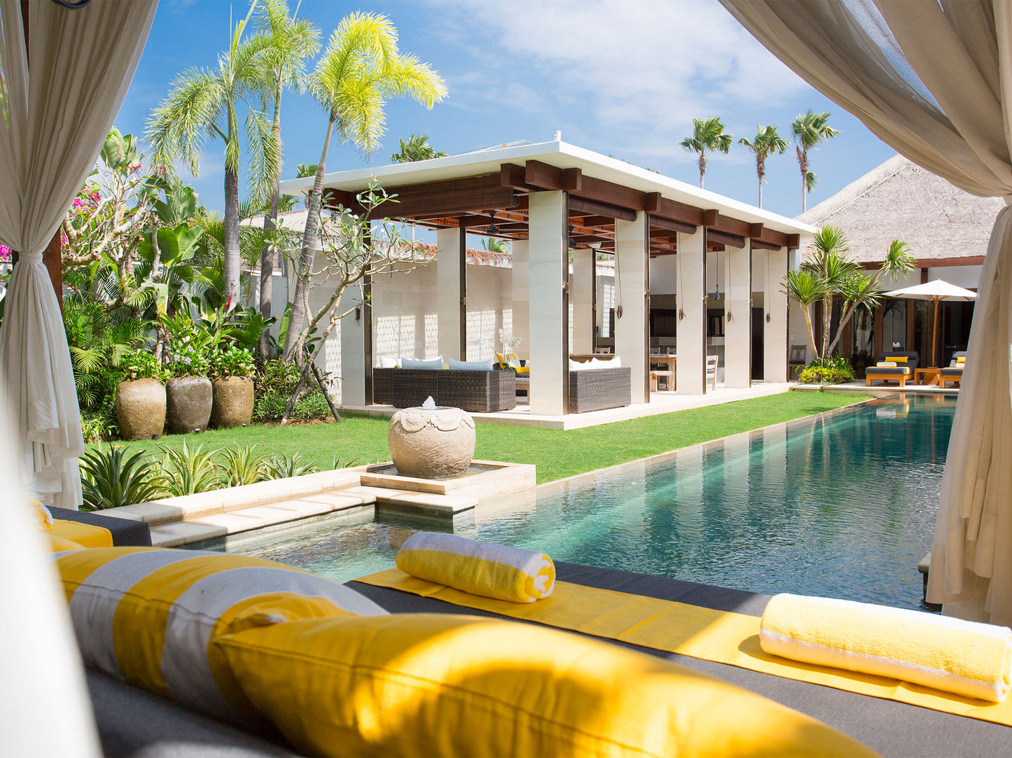 Luxury 6 bedrooms villa in Seminyak