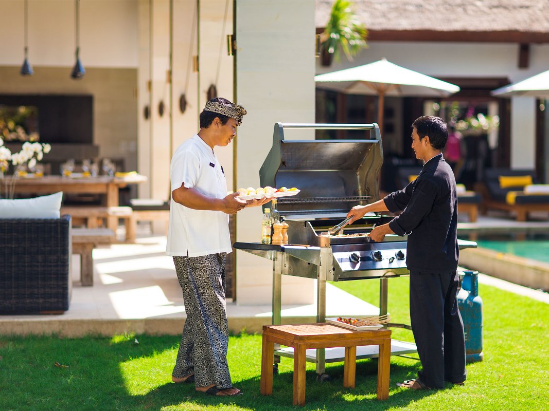 Luxury 6 bedrooms villa in Seminyak