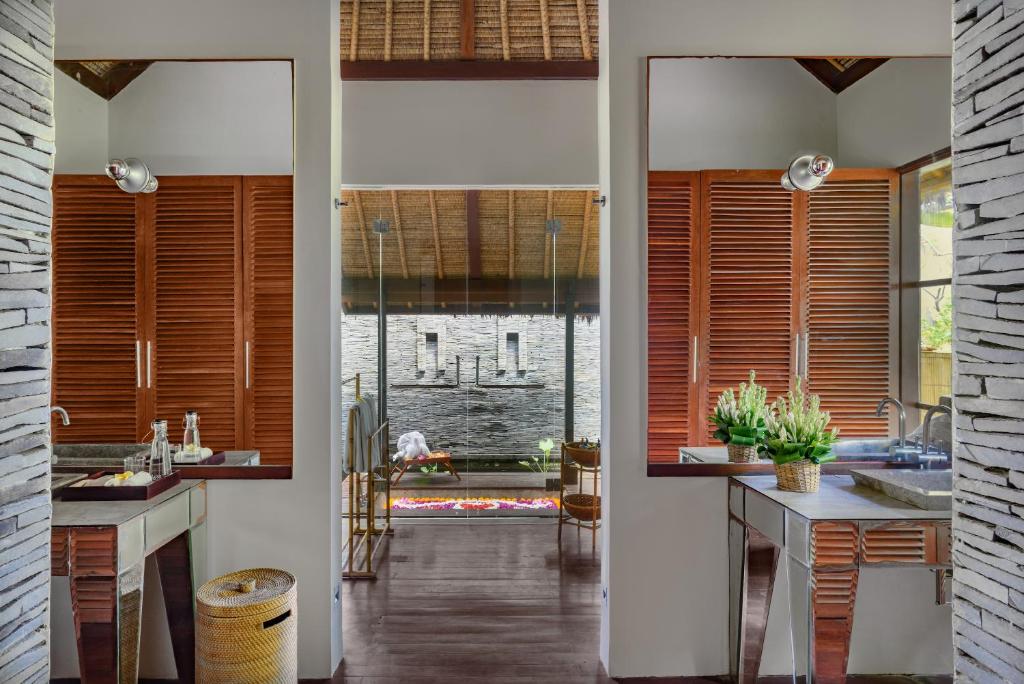 Exquisite Villa with Beach View in Pererenan, Canggu