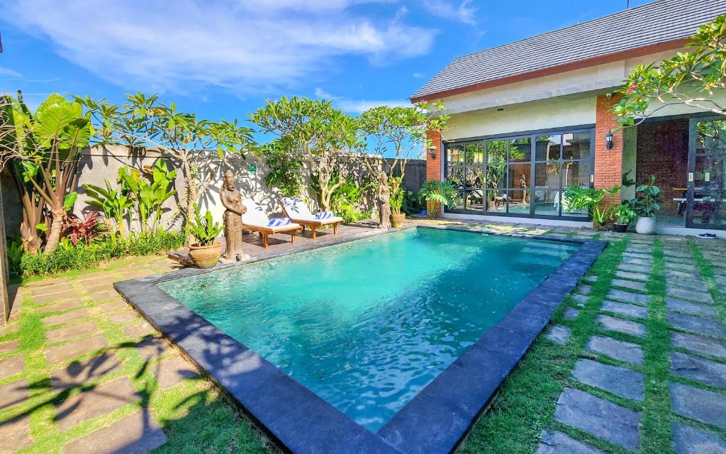 Exclusive 4 bedrooms Villa in Uluwatu