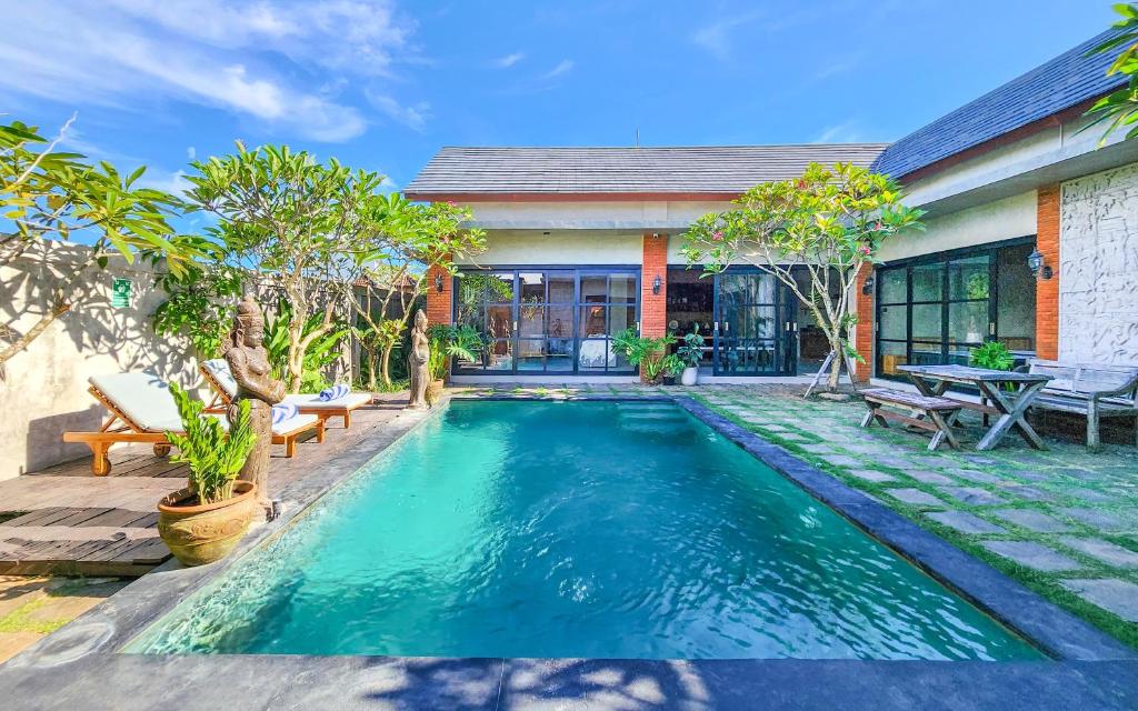 Exclusive 4 bedrooms Villa in Uluwatu