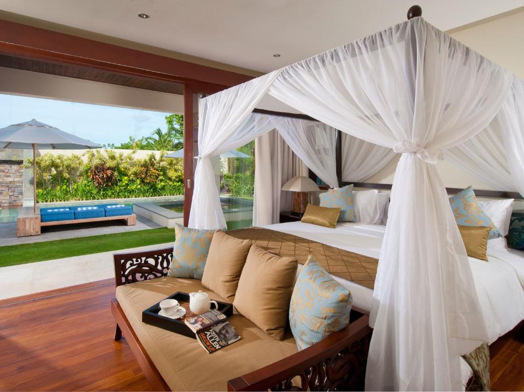 Comfort Modern 4 Bedrooms Villa in Seminyak