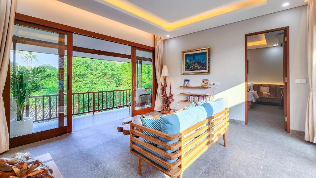 Exquisite 3 Bedrooms Villa in Sanur Beach