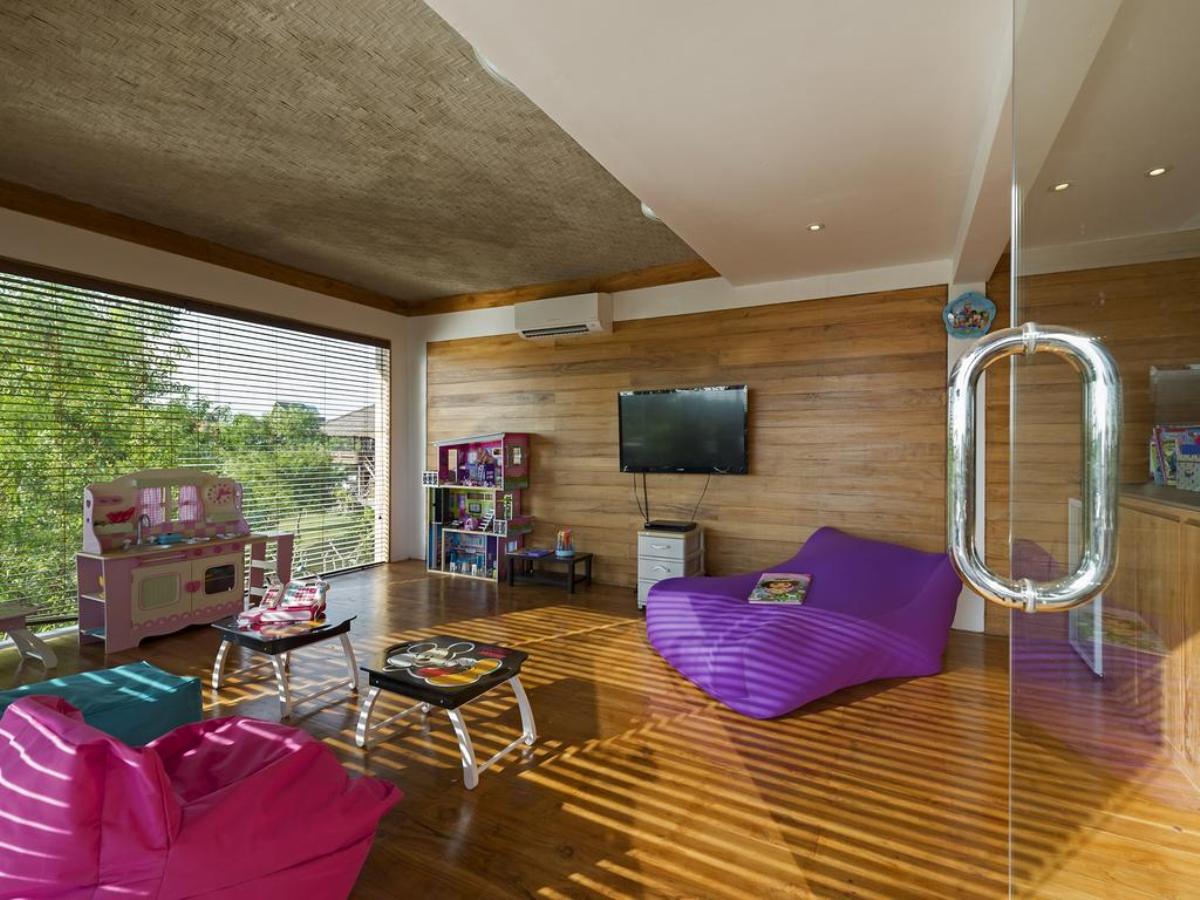 4 Bedrooms with Jimbaran Bay view Villa