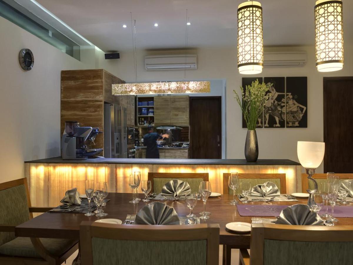 4 Bedrooms with Jimbaran Bay view Villa