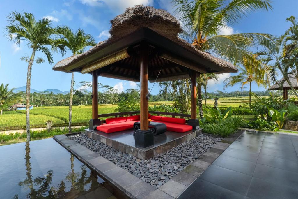 3 Bedroom Villa with Rice Field View