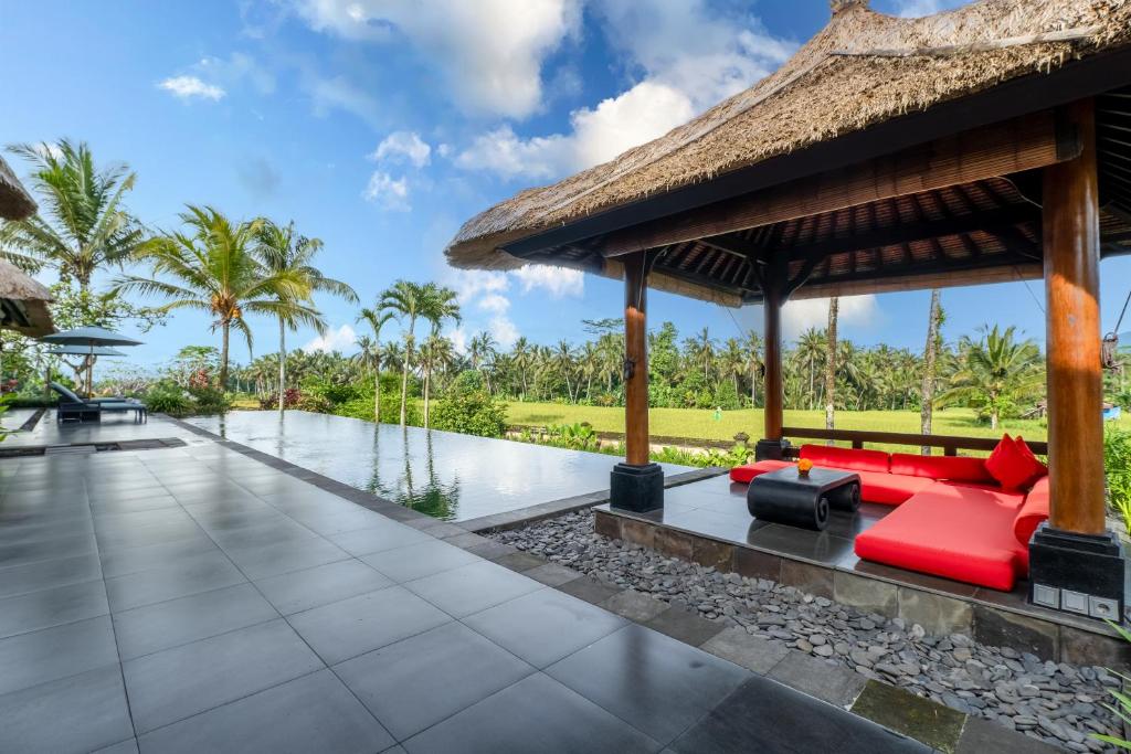3 Bedroom Villa with Rice Field View