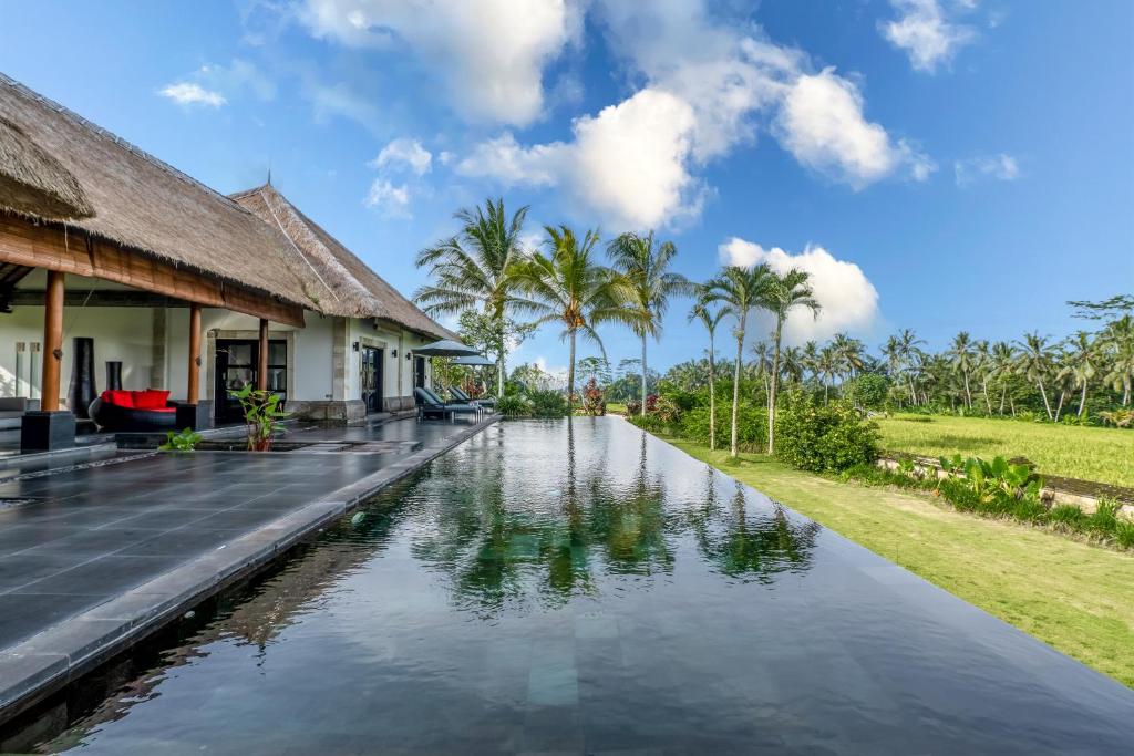 3 Bedroom Villa with Rice Field View