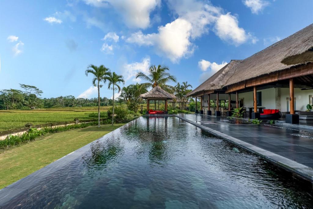 3 Bedroom Villa with Rice Field View