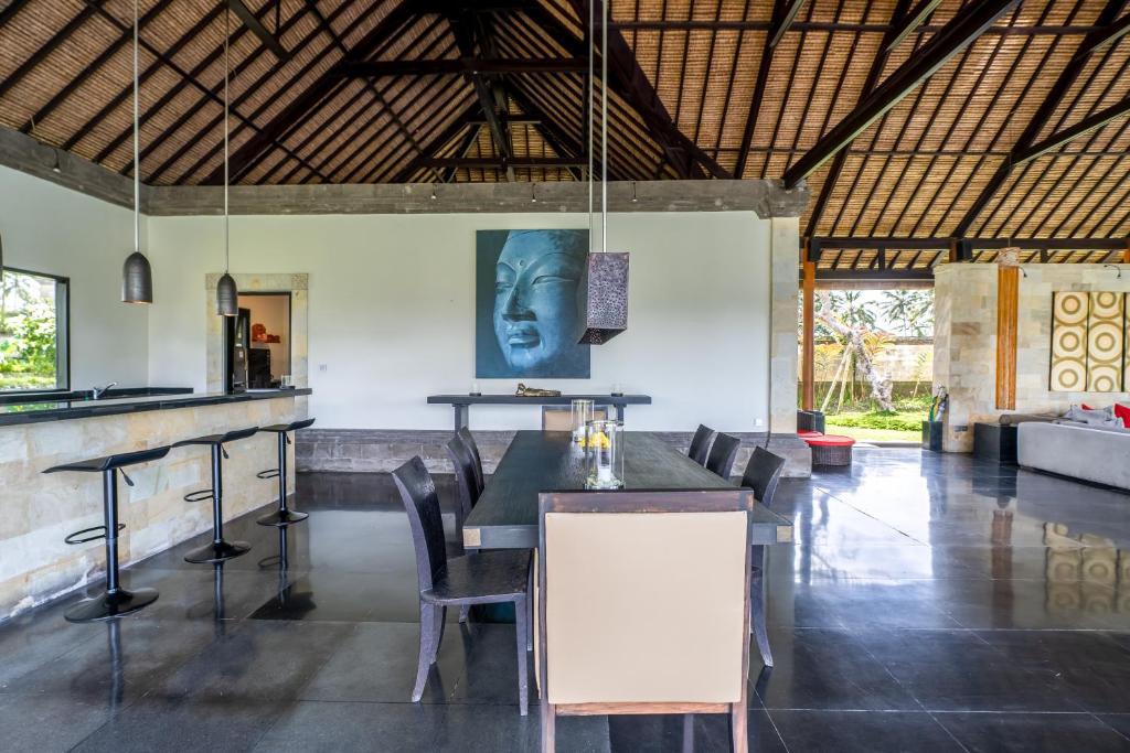 3 Bedroom Villa with Rice Field View