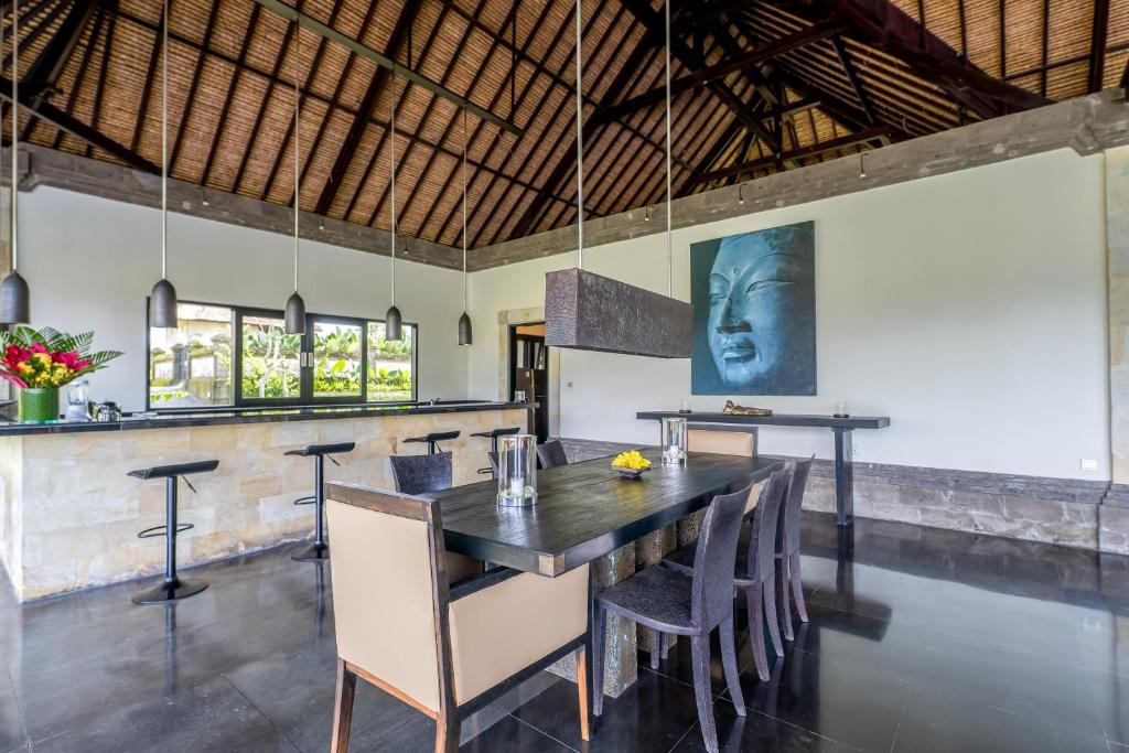 3 Bedroom Villa with Rice Field View