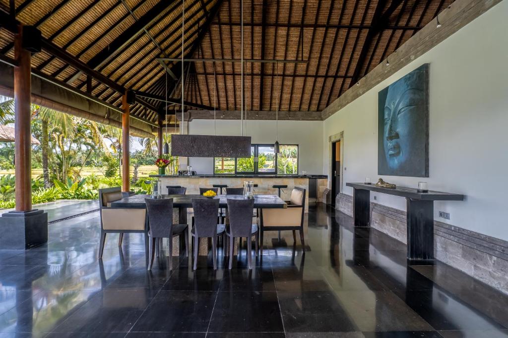 3 Bedroom Villa with Rice Field View