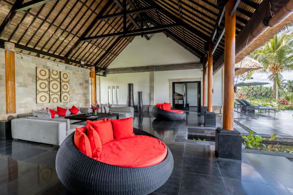 3 Bedroom Villa with Rice Field View