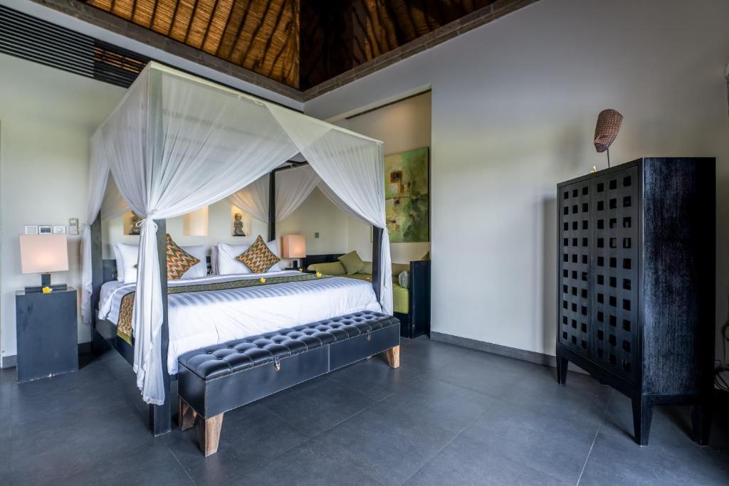 3 Bedroom Villa with Rice Field View