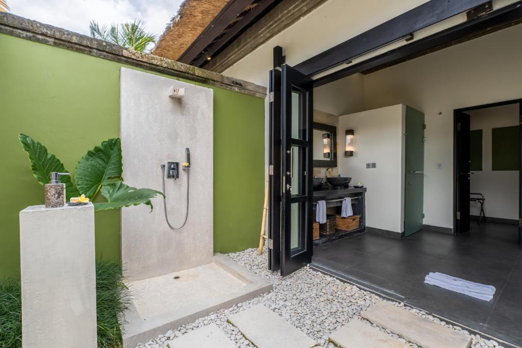3 Bedroom Villa with Rice Field View