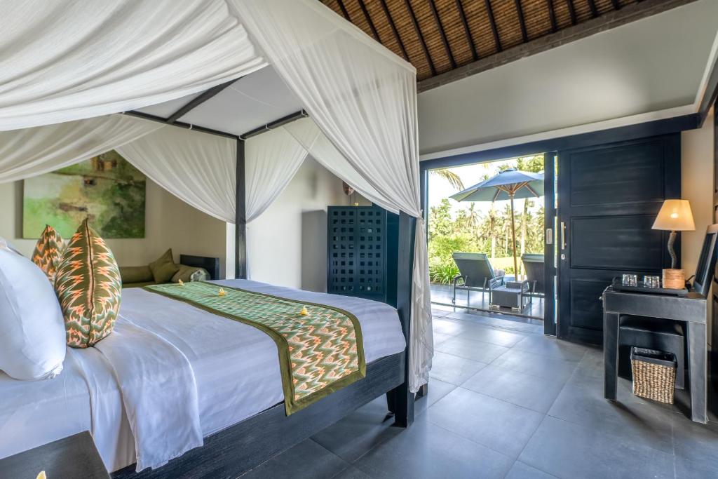 3 Bedroom Villa with Rice Field View