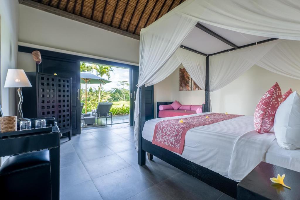3 Bedroom Villa with Rice Field View