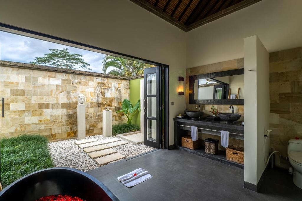 3 Bedroom Villa with Rice Field View