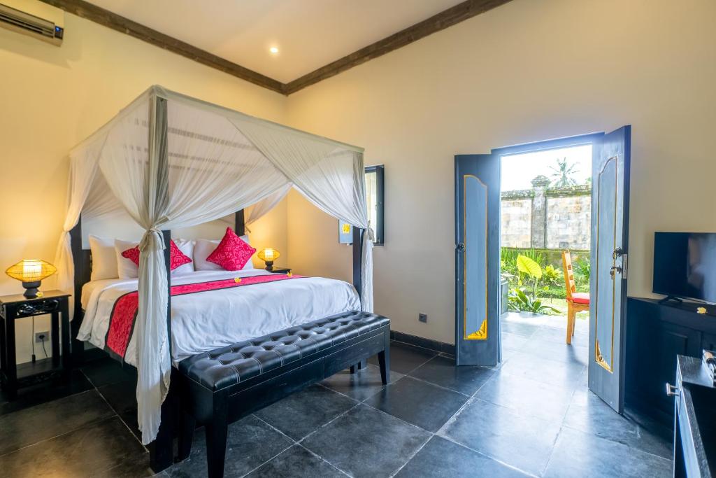 3 Bedroom Villa with Rice Field View