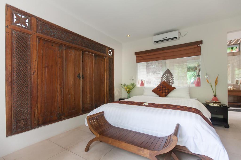 3 Bedrooms Villa in Batu Belig