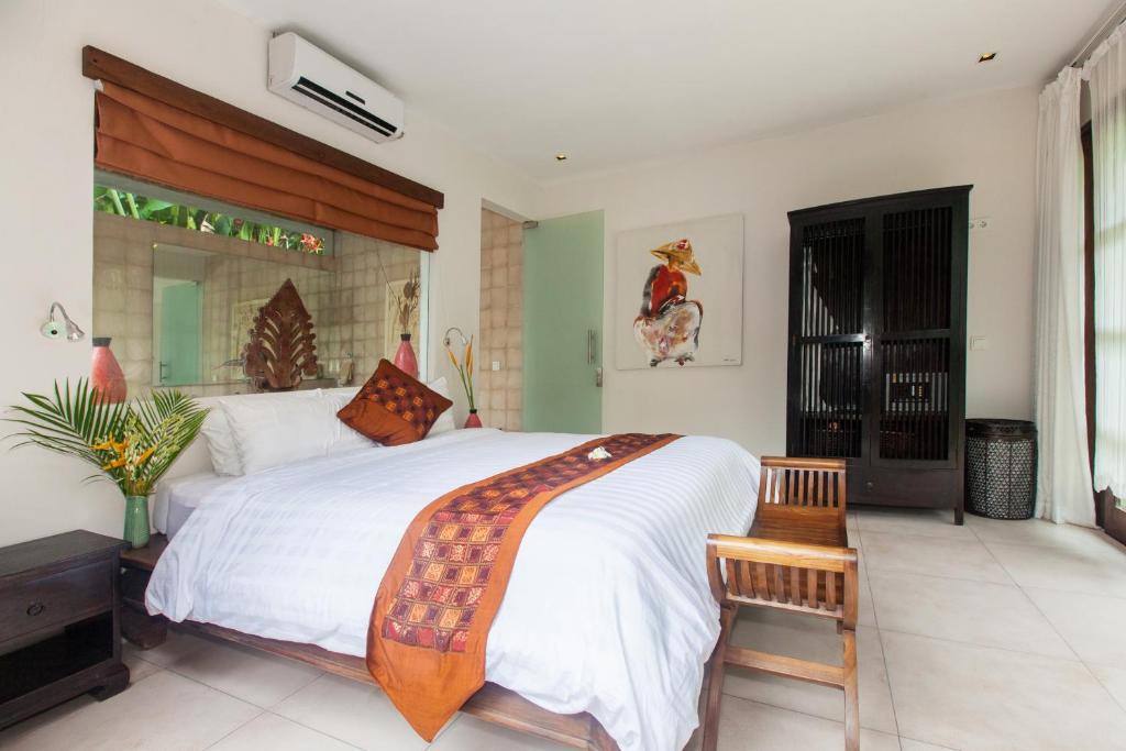 3 Bedrooms Villa in Batu Belig