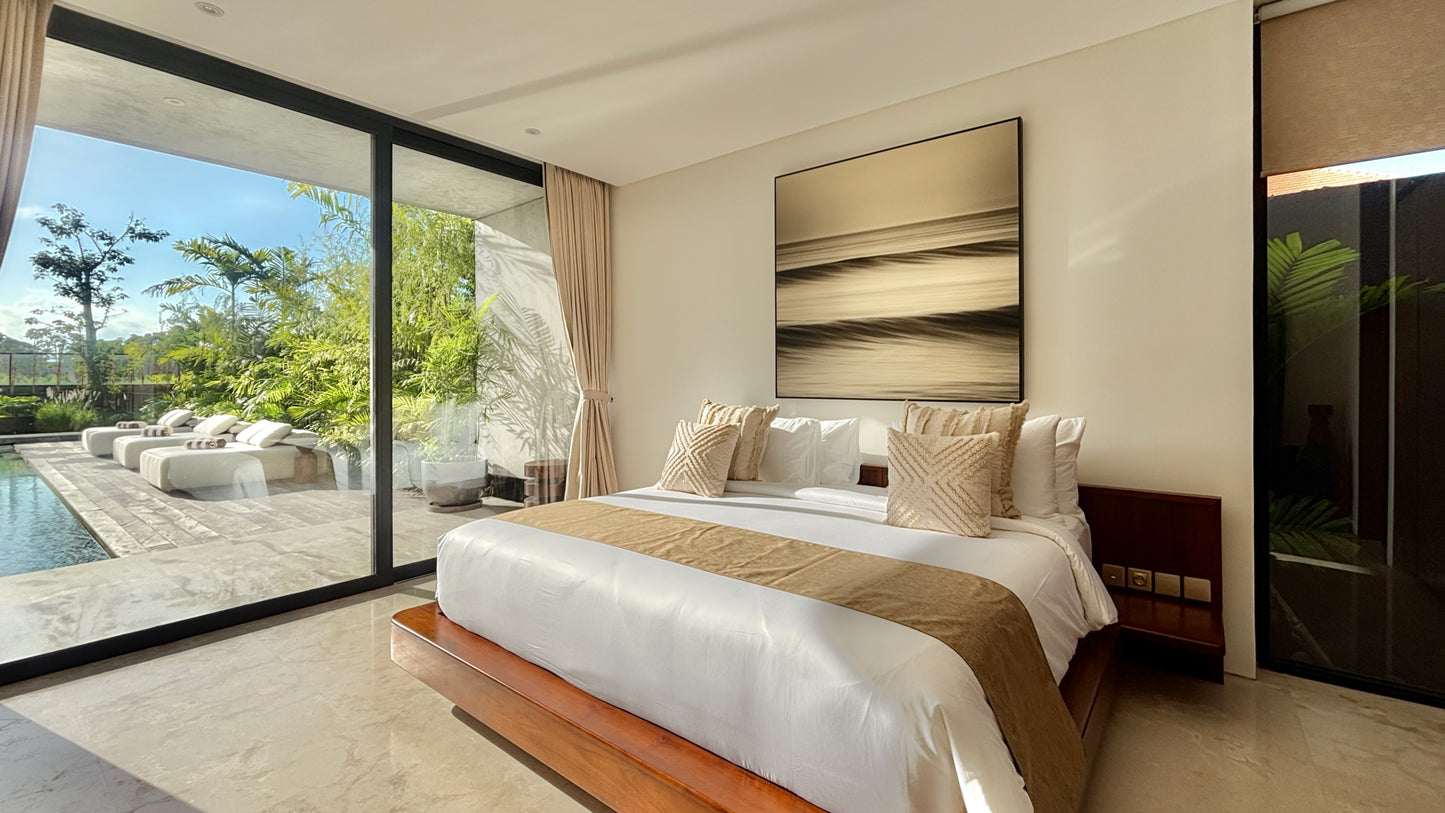 Brand New Luxury 6 Bedrooms Villa In Heart Of Canggu
