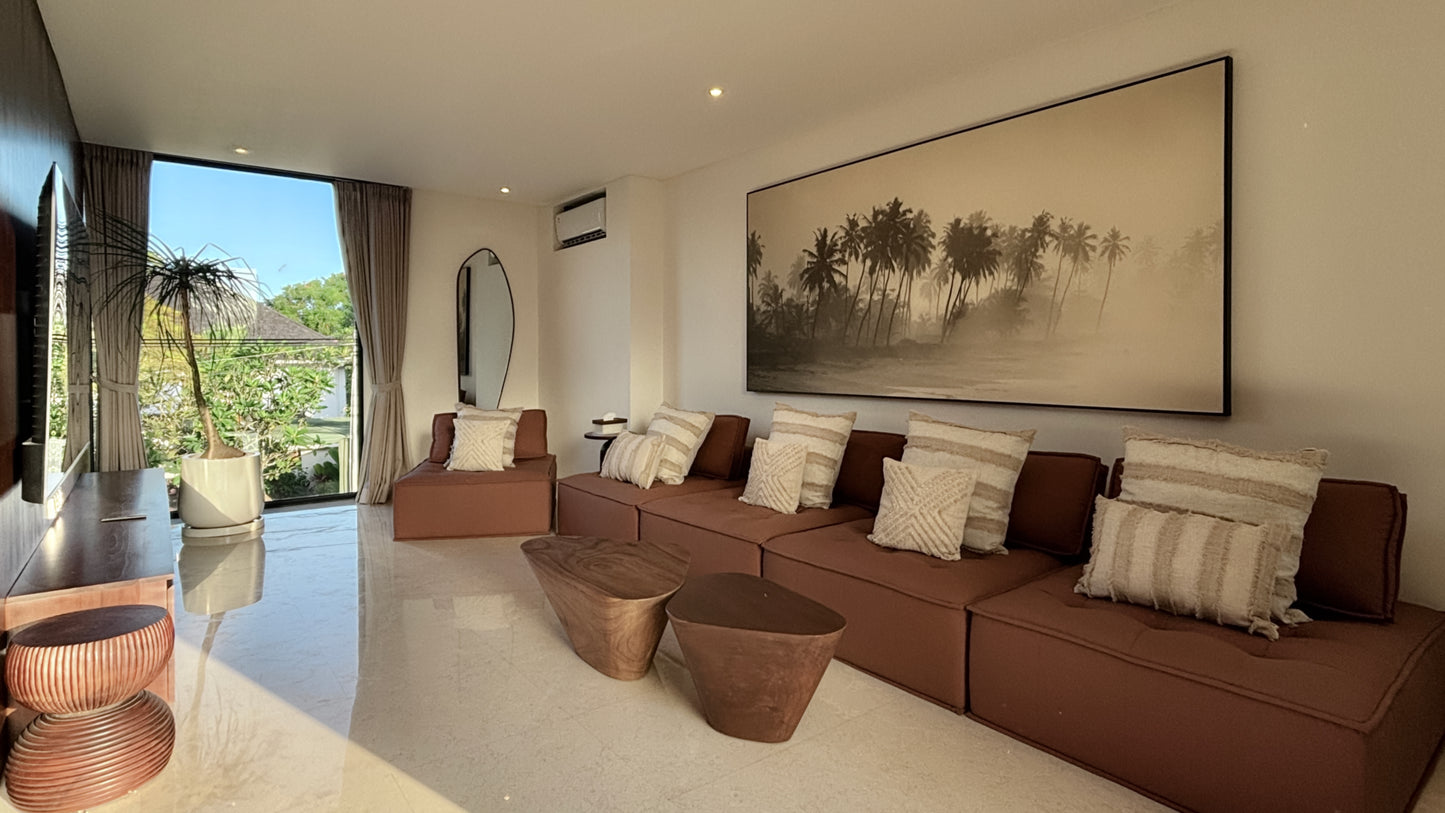 Brand New Luxury 6 Bedrooms Villa In Heart Of Canggu