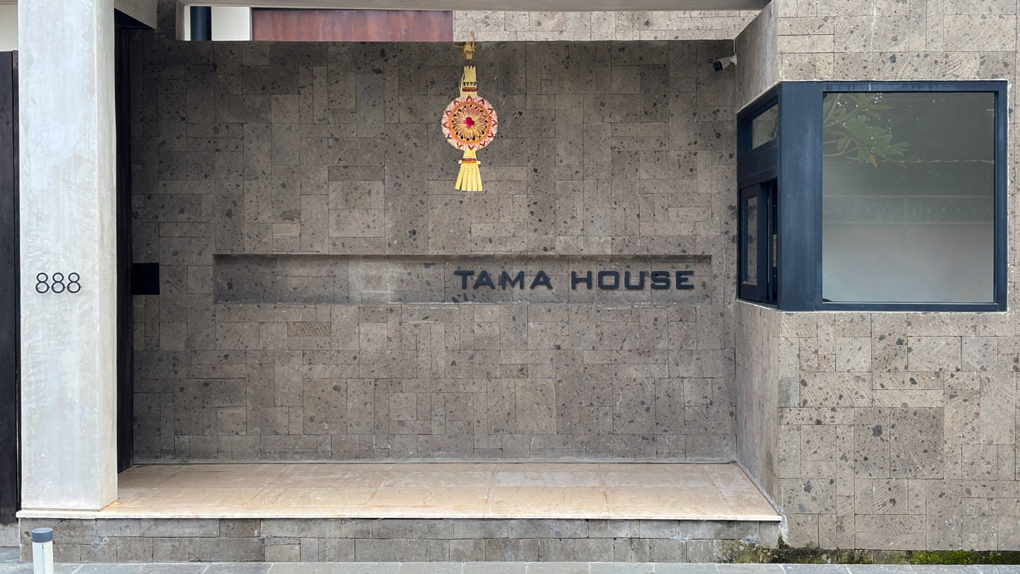 Brand New Luxury 6 Bedrooms Villa In Heart Of Canggu