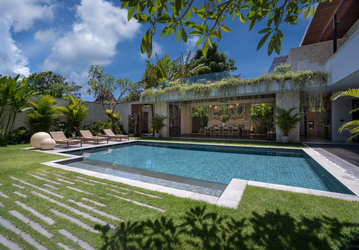 Luxurious 5 Bedrooms Villa in Canggu