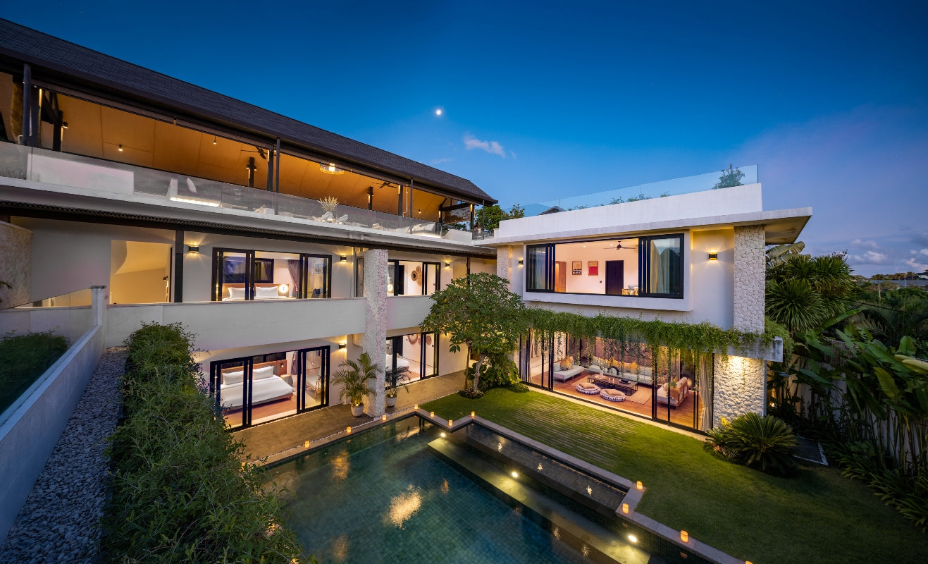 Luxurious 5 Bedrooms Villa in Canggu