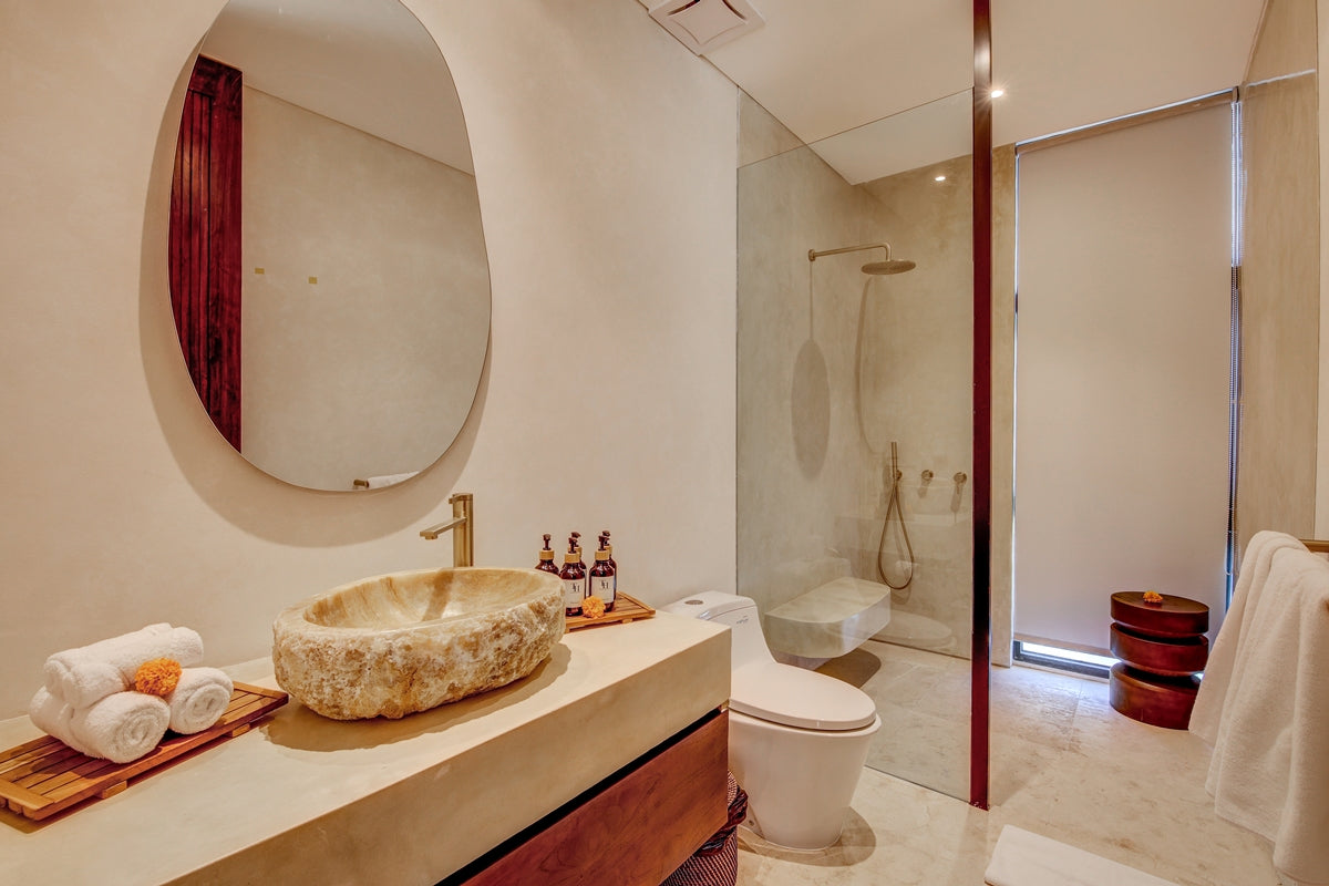 Brand New Luxury 6 Bedrooms Villa In Heart Of Canggu