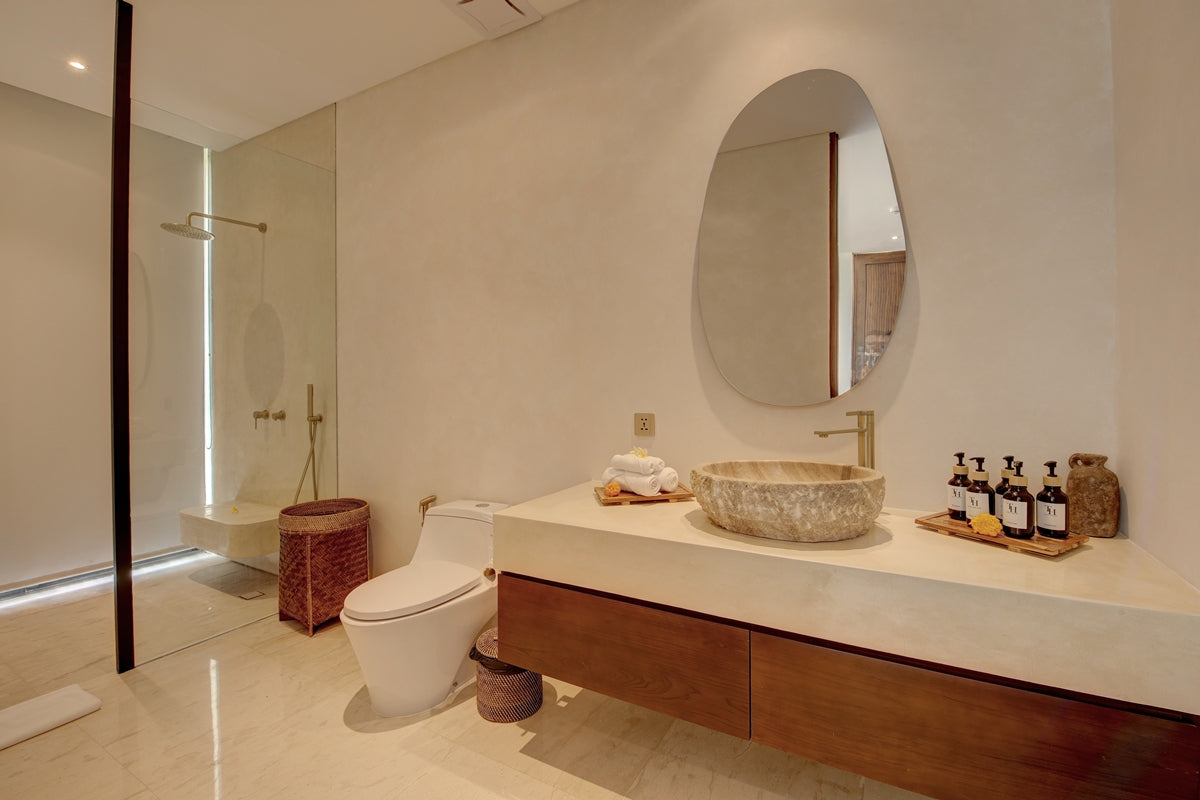 Brand New Luxury 6 Bedrooms Villa In Heart Of Canggu