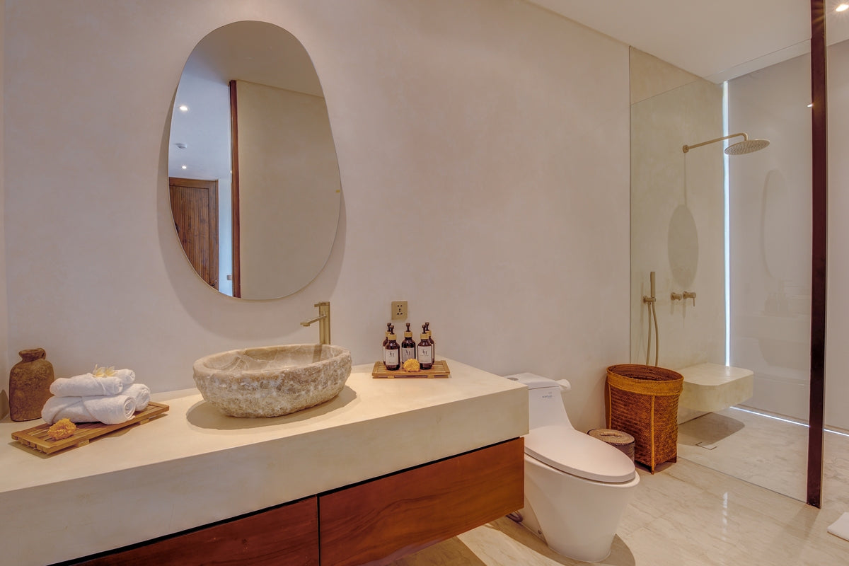 Brand New Luxury 6 Bedrooms Villa In Heart Of Canggu