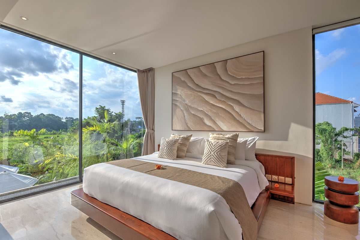Brand New Luxury 6 Bedrooms Villa In Heart Of Canggu