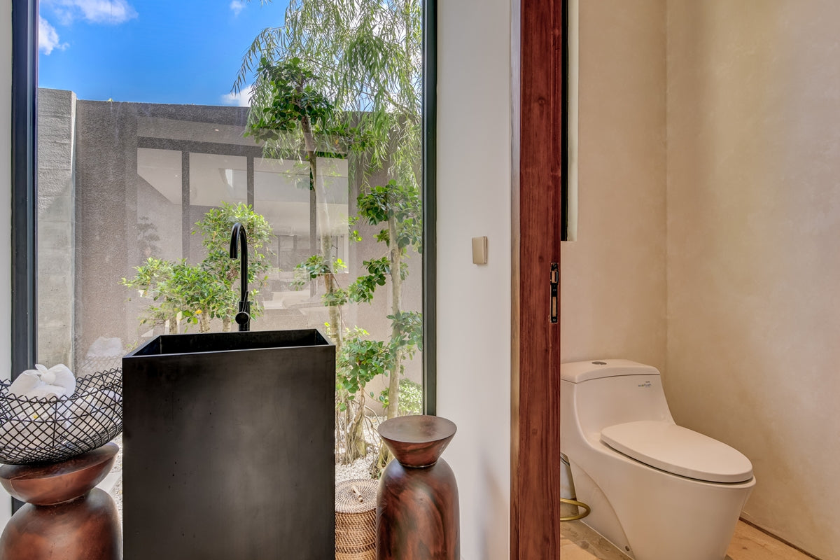 Brand New Luxury 6 Bedrooms Villa In Heart Of Canggu