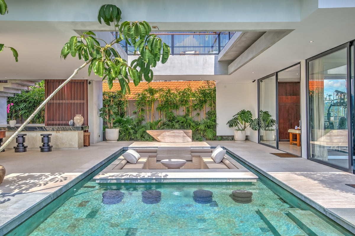 Brand New Luxury 6 Bedrooms Villa In Heart Of Canggu