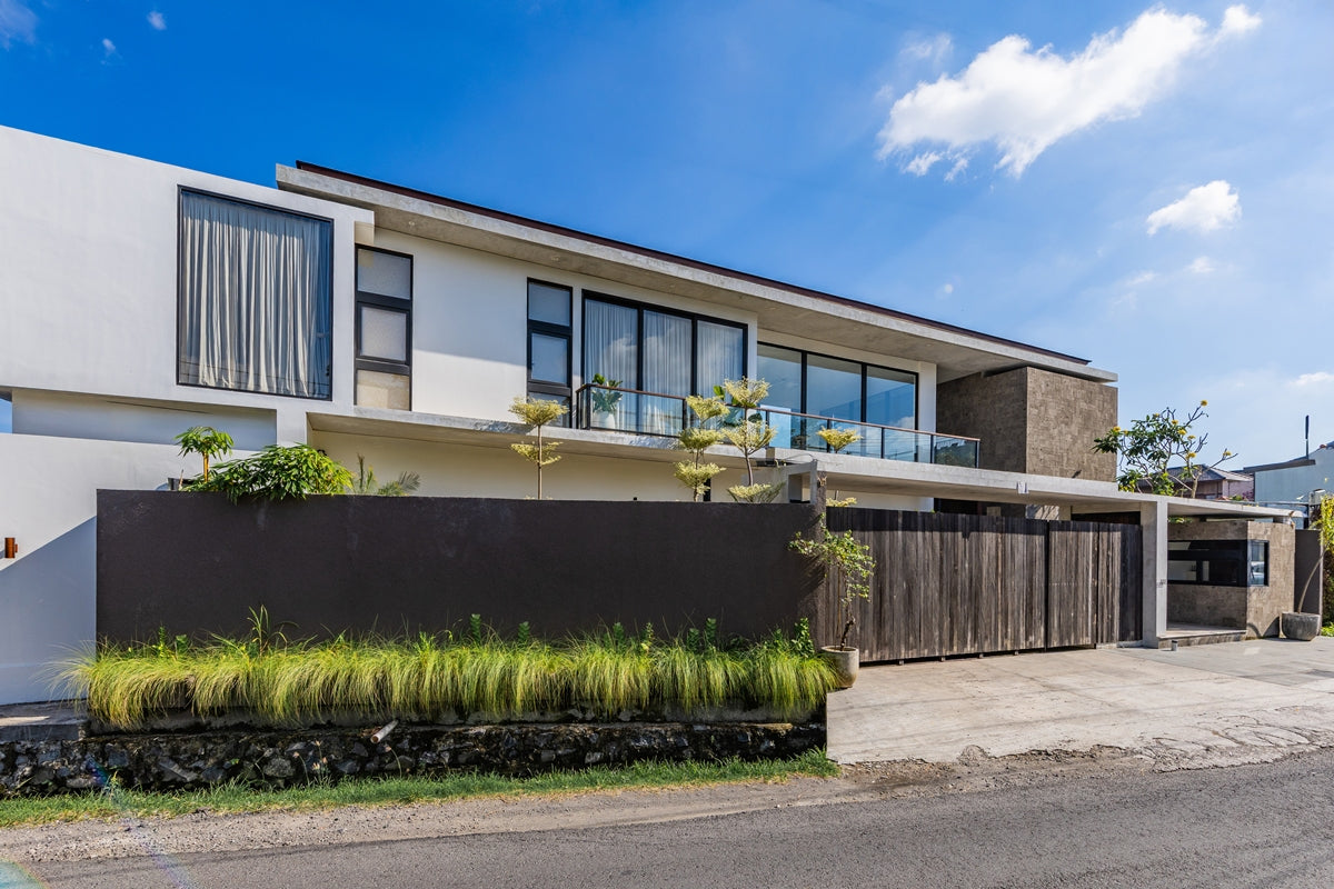 Brand New Luxury 6 Bedrooms Villa In Heart Of Canggu