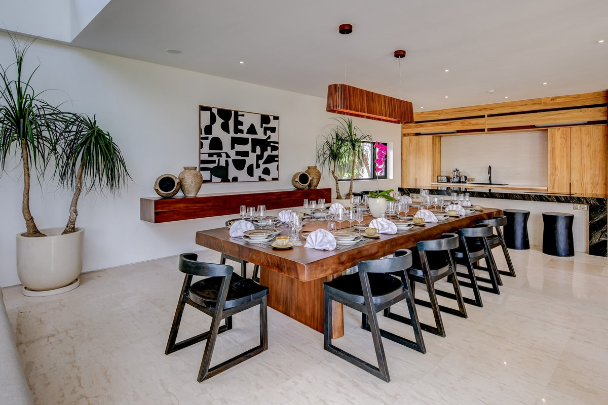 Brand New Luxury 6 Bedrooms Villa In Heart Of Canggu
