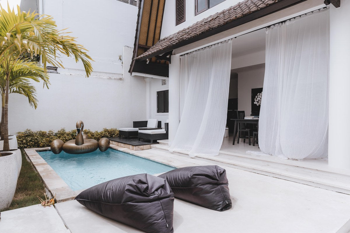 Colonial Style 3 Bedrooms Villa in Seminyak