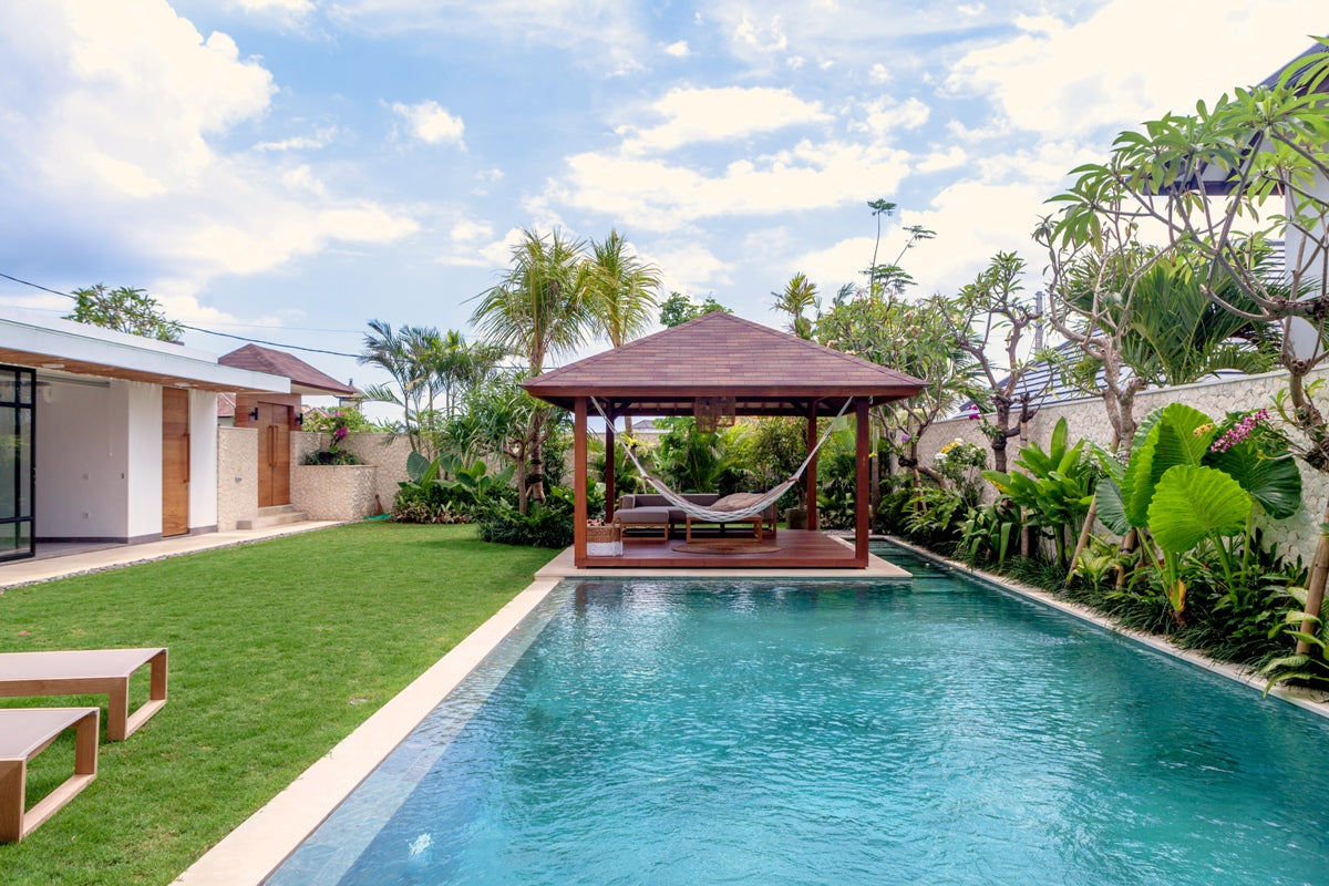 Glamorous 4 Bedrooms Villa in Canggu