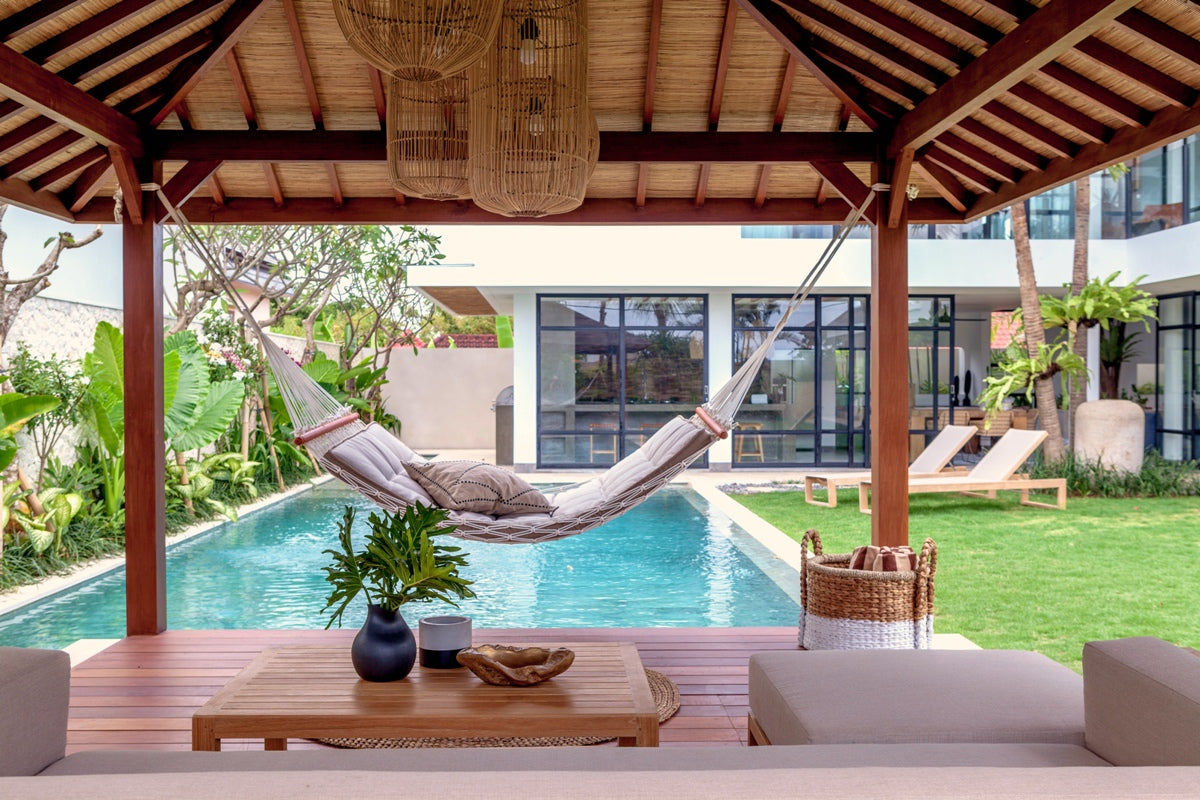 Glamorous 4 Bedrooms Villa in Canggu